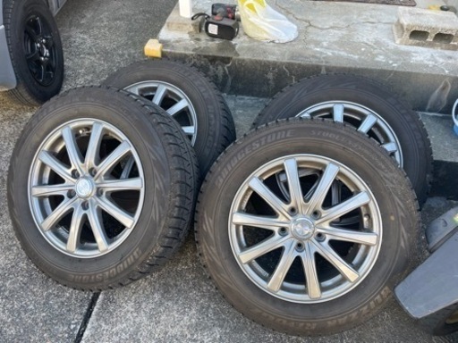 16インチ スタッドレスタイヤ4本セット