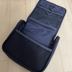 042【中古】無印良品 ポリエステル吊して使える洗面用具ケースの画像