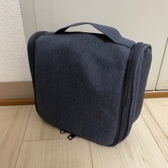 042【中古】無印良品 ポリエステル吊して使える洗面用具ケースの画像
