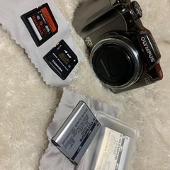 お取引中　オリンパス　本体、カメラ、ケースセットの画像