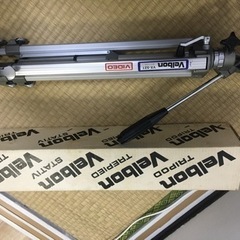 ビデオカメラ用　三脚　美品