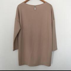 新品未使用☆STYLE OPERATION
フロントレースチュニックワンピースの画像