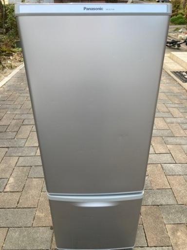 Panasonic ノンフロン冷凍冷蔵庫 NR-B175W-S 2012年製
