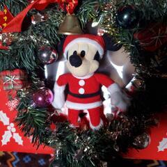 ミッキーのクリスマスリースの画像