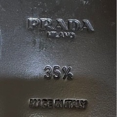PRADAのローファー 黒
