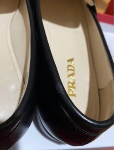 PRADAのローファー 黒