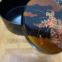 容器　丸いお重箱