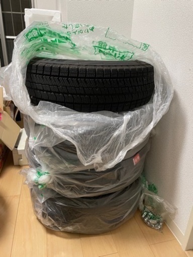 超お買い得　ブリザック　VRX2 スタッドレスタイヤ　185／70 R14  アルミホイール付き4本セット