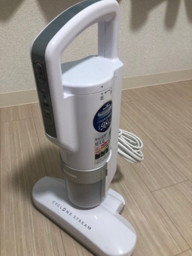 [完了]アイリスオーヤマ　ハンディ 布団クリーナー
