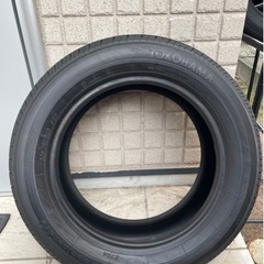 商談中】美品 YOKOHAMAタイヤ 205/60R16 新車外し
