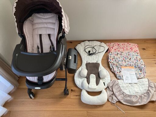 【Combi】ネムリラオートスイング　プレミアムダッコプラス　エッグクッション