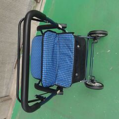 【再値下げ】【新品同様】シルバーカーの画像