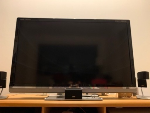 シャープ　液晶テレビ　52インチ