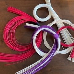 しめ縄リース作りの画像