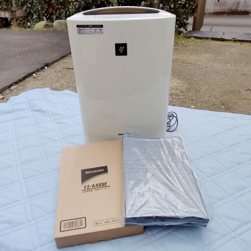 中古 SHARP 加湿空気清浄機 KC-A40-W 交換フィルター付 高濃度プラズマクラスター ２０１２年製