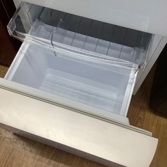 「安心の6ヶ月保証付！！【SHARP(シャープ)】2ドア冷蔵庫取りに来れる方限定！売ります！」 