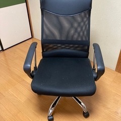 【取引完了】【300円】新品同様のデスクチェアの画像