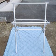 美品 室内物干し 幅約70cm×奥行約50cm×高さ約100cm...