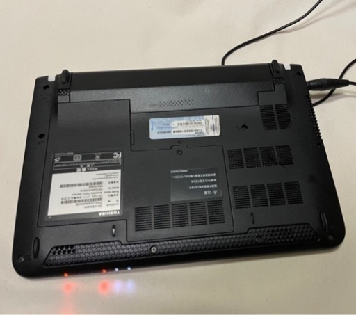 東芝 dynabook N510 (持ち運べるサイズのパソコン)