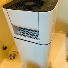 値下げ！　衣類乾燥機　アイリスオーヤマ　デシカント方式 ホワイト...