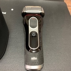 ☆お話し中☆BRAUNメンズシェーバー  series 5の画像