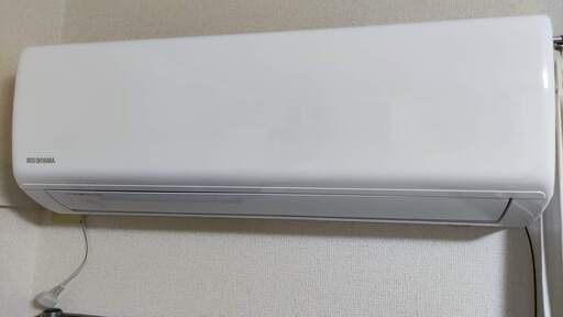 《値下げしました》アイリスオーヤマ　ルームエアコン　IRR-2819G　冷房8畳～12畳　2.8kW　暖房8畳～10畳　3.6kW