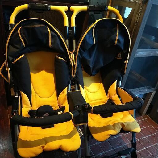 最終値引きAprica　双子ベビーカー　