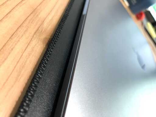 ほぼ未使用　MacBook Pro touchbar 保証加入