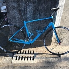 お取引感謝【ベースにどうぞ】ジャイアント・クロスバイク・ディスク...