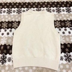 ★ワッペン付きニットベスト★95の画像