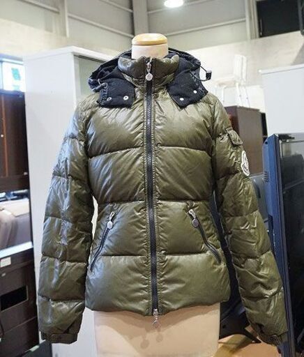 【苫小牧バナナ】MONCLER/モンクレール ダウンジャケット フード付き レディース ０サイズ 2Way カーキ ♪