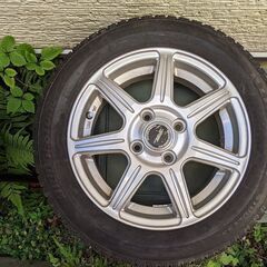 スタッドレスタイヤ　アルミホィール付き４本　155/65R14　...