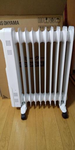 アイリスオーヤマのオイルヒーターです。