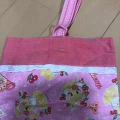 レッスンバックとシューズケースと移動ポケット　usedの画像