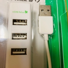 【新品】USBハブ　4ポートの画像