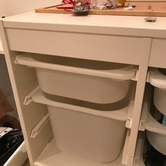 無料！　ikea 子供用物入れ　12／16引き取り限定の画像