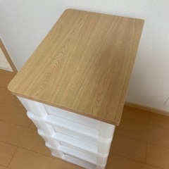 【ほぼ新品】4段ボックスの画像