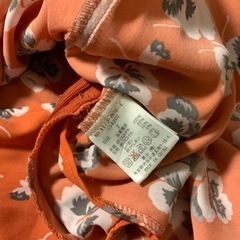 スパイラルガール　花柄ワンピース オールインワン　サイズ2(M) 身幅39、着丈68センチの画像