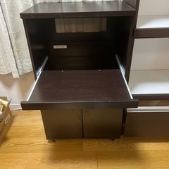 【コンセント付】収納棚、食器棚の画像