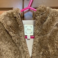 ユニクロ ボアパーカー ジャケット ブルゾンの画像