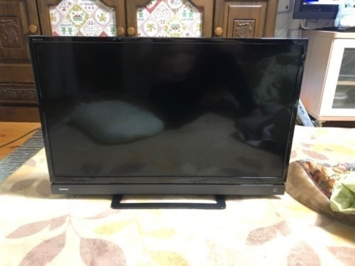 TOSHIBA  液晶テレビ　32型　2017年製