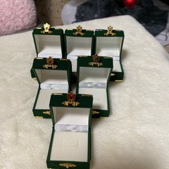 アクセサリー　BOX   四角　緑①の画像