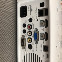 『美品』『使用頻度低品！』カシオプロジェクター XJ-F210WNの画像