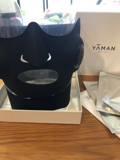 お値下げ！ヤーマン  メディリフト　美品！！説明書、箱付き！