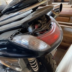 取引中　グランドマジェスティー　事故車の画像