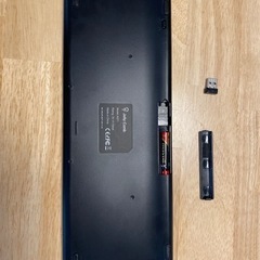 Jelly Comb ワイヤレスキーボード　タッチパネル付きの画像