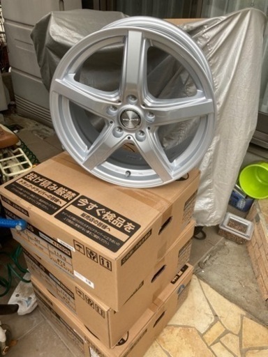 値下げ　新品　17インチ　アルミホイール　4本セット