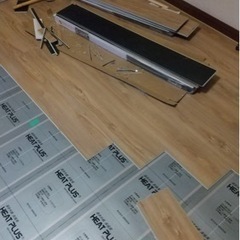 フロア重ね張り職人大募集！の画像