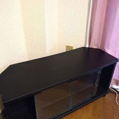 【無料】テレビ台【32V】