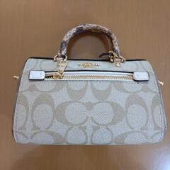 COACHのミニショルダーバック